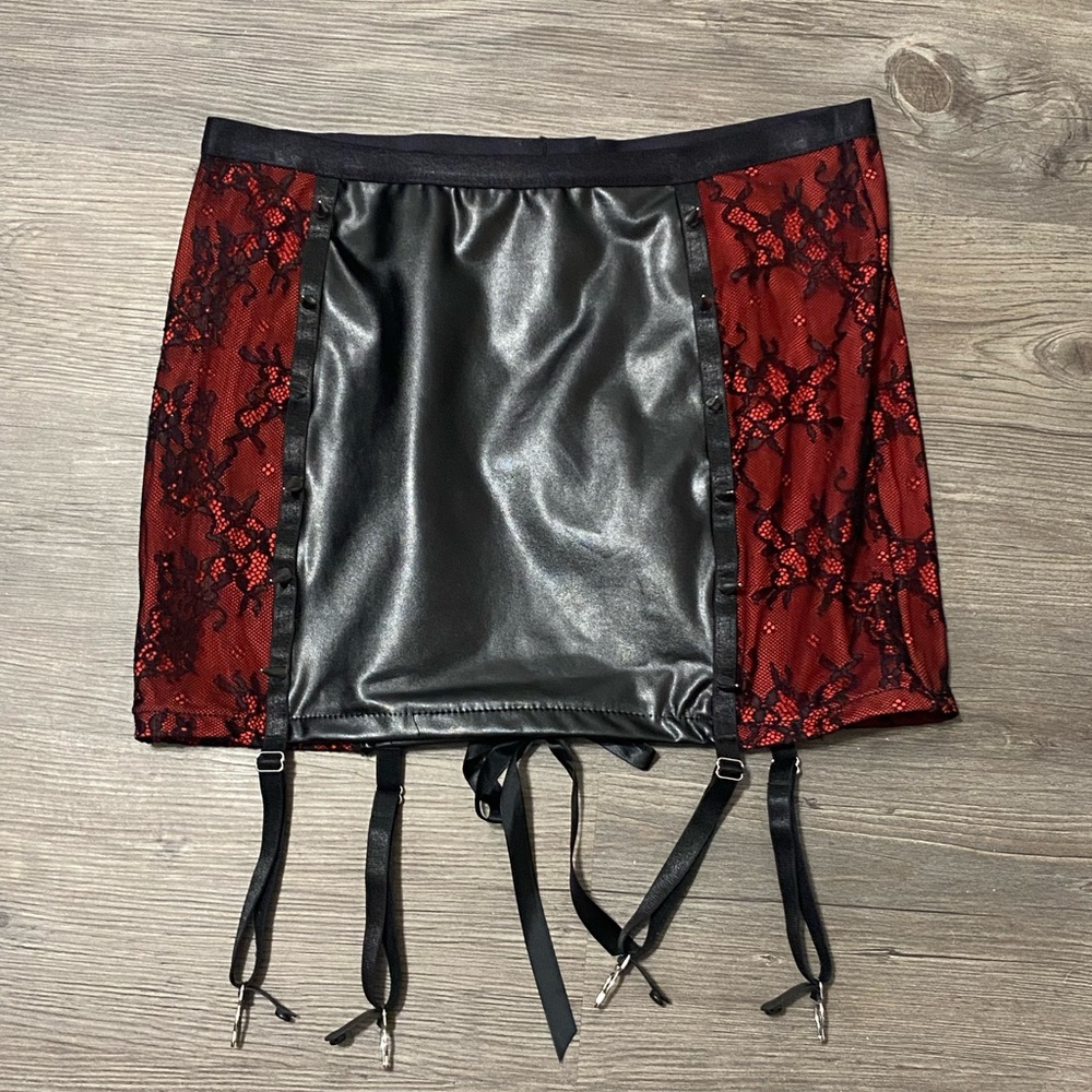 Dolls Kill / Widow Steel Hearts Mini Skirt